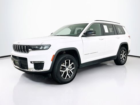 Used 2024 Jeep Grand Cherokee L Limited w/ Luxury Tech Group II AWD/4WD image 3