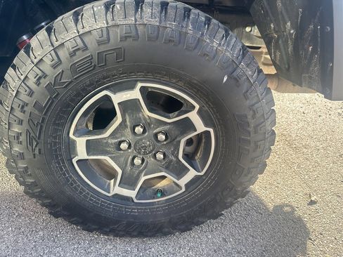 Used 2021 Jeep Gladiator Mojave image 10