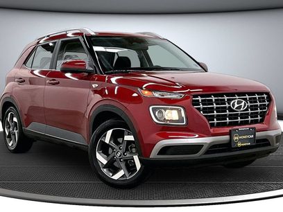 Used 2023 Hyundai Venue SEL