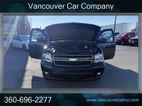 Used 2009 Chevrolet Suburban LT AWD/4WD image 35