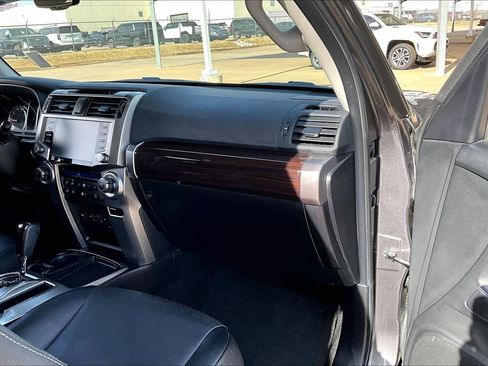 Used 2022 Toyota 4Runner Limited image 17