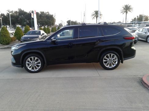 Used 2020 Toyota Highlander Limited image 4