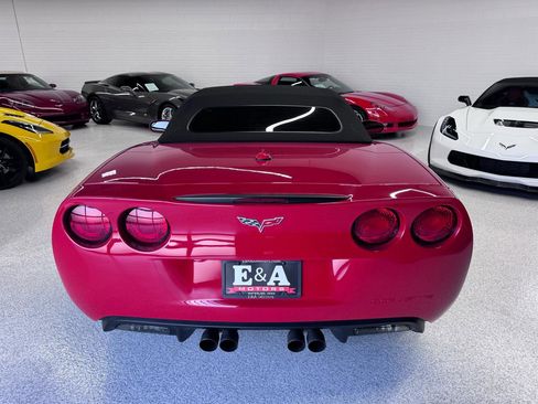 Used 2005 Chevrolet Corvette Convertible w/ Preferred Equipment Group image 4