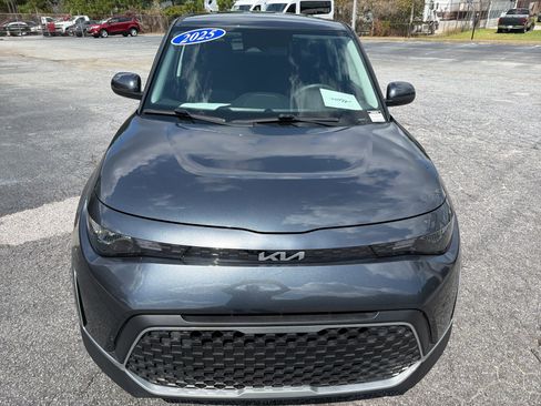 Used 2025 Kia Soul LX w/ LX Technology Package FWD image 39