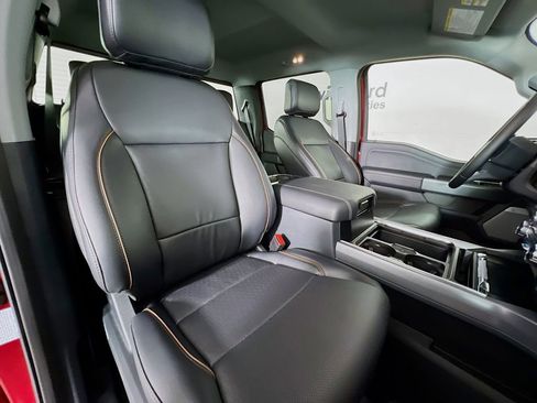 New 2025 Ford F350 Lariat w/ Black Appearance Package image 17