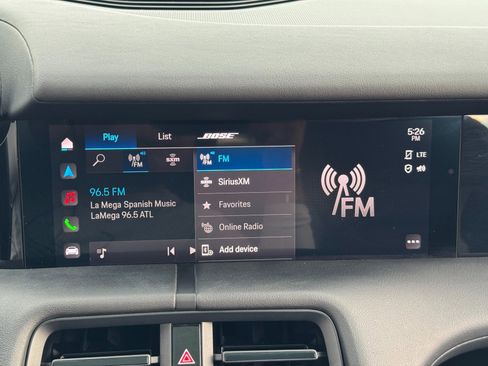 Used 2021 Porsche Taycan image 29