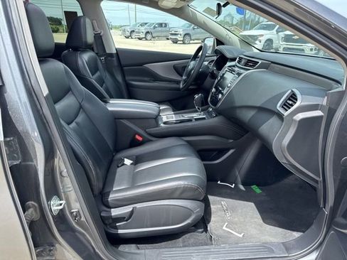 Used 2024 Nissan Murano SV AWD/4WD image 11