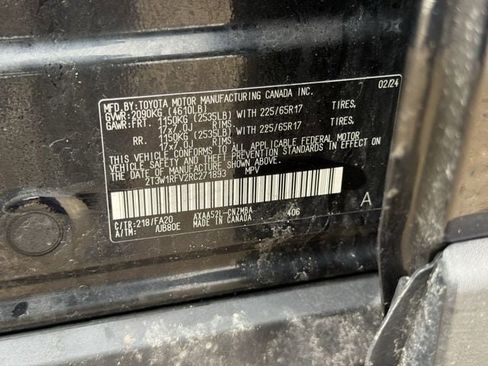 Used 2024 Toyota RAV4 XLE image 34