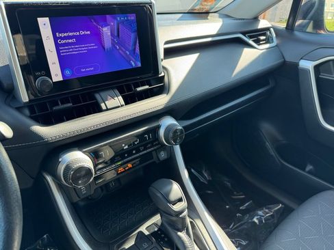 Certified 2023 Toyota RAV4 XLE AWD/4WD image 29
