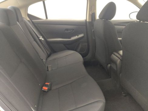 Used 2024 Nissan Sentra S FWD image 19
