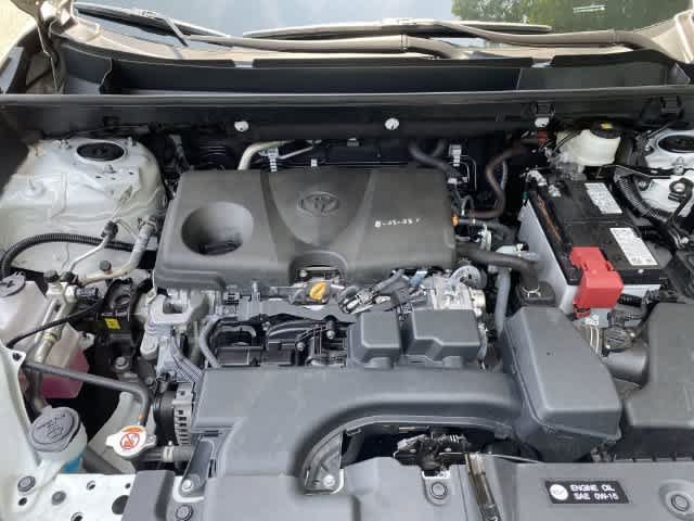 Used 2025 Toyota RAV4 XLE AWD/4WD image 35