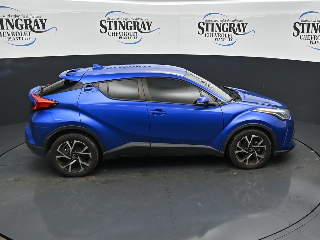 Used 2021 Toyota C-HR XLE FWD image 25