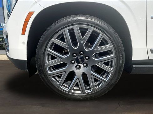 Used 2025 GMC Yukon Denali Ultimate AWD/4WD image 35