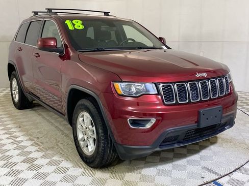 Used 2018 Jeep Grand Cherokee Laredo RWD image 1