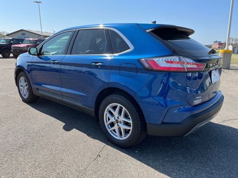 Used 2024 Ford Edge SEL image 4
