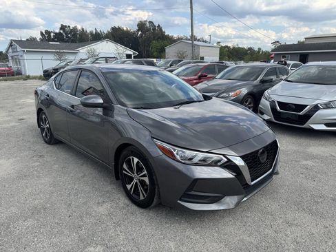 Used 2021 Nissan Sentra SV image 3