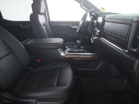Used 2025 GMC Sierra 1500 Elevation w/ Elevation Premium Package AWD/4WD image 30
