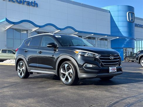 Used 2016 Hyundai Tucson Sport image 2