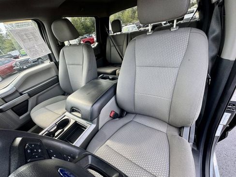 Used 2022 Ford F350 XLT w/ XLT Premium Package image 9