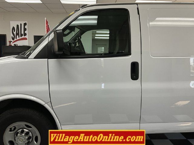Used 2020 Chevrolet Express 2500 w/ Safety Package RWD image 8