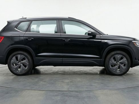 Used 2025 Volkswagen Taos S FWD image 11