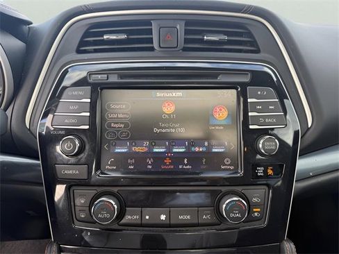 Used 2022 Nissan Maxima SR w/ Sport Mat Group image 19