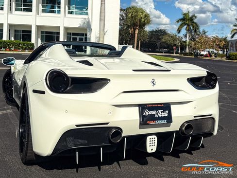 Used 2018 Ferrari 488 Spider image 48