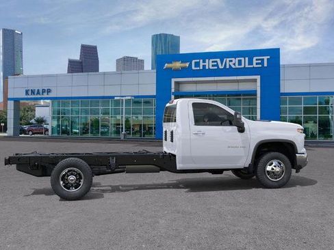 New 2026 Chevrolet Silverado 3500 LT w/ Ambulance/Fire/Rescue Package RWD image 5