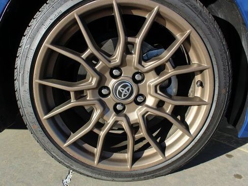 Used 2023 Toyota Camry SE image 24