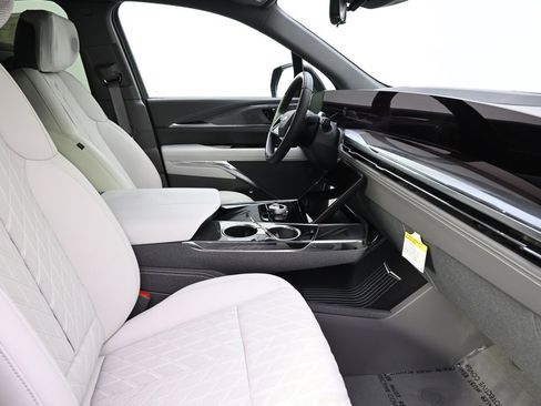 New 2025 Cadillac Escalade IQ Sport 1 w/ LPO, ONYX Package image 16