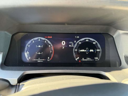 Certified 2024 Toyota Tacoma TRD Off-Road image 7