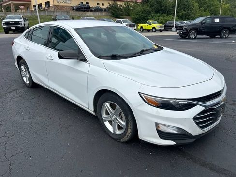 Used 2023 Chevrolet Malibu LS FWD image 3