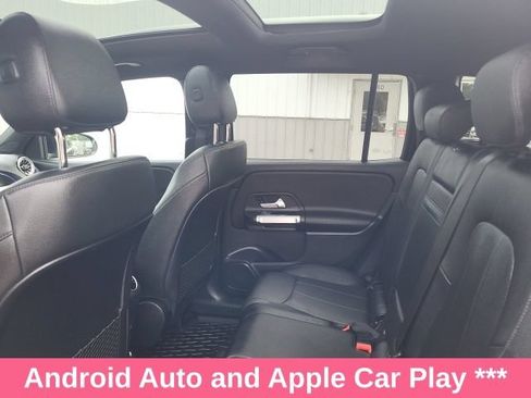 Used 2023 Mercedes-Benz GLB 250 4MATIC image 12