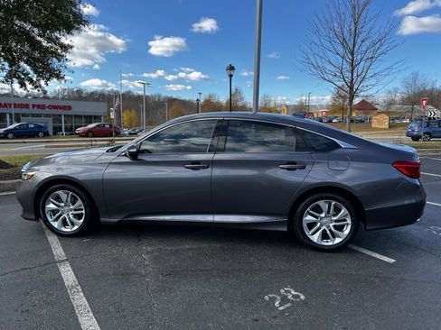Used 2018 Honda Accord LX image 33