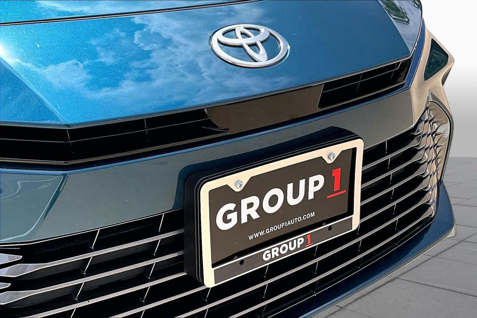 Used 2026 Toyota Camry XLE FWD image 30
