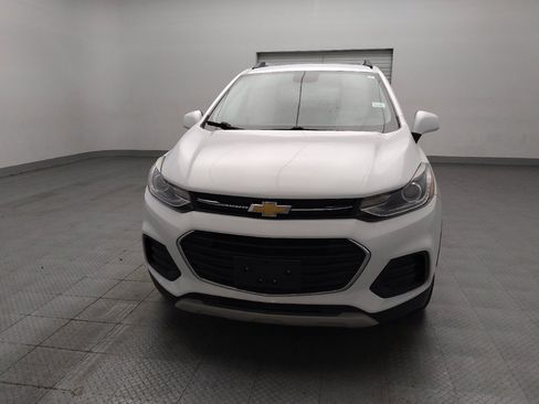 Used 2021 Chevrolet Trax LT FWD image 15