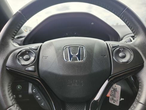 Used 2019 Honda HR-V Sport image 26