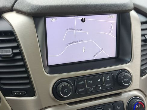 Used 2015 GMC Yukon Denali w/ Premium Package AWD/4WD image 15
