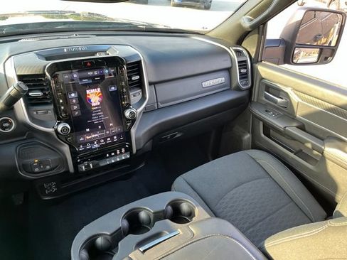 Certified 2026 RAM 2500 Big Horn AWD/4WD image 11