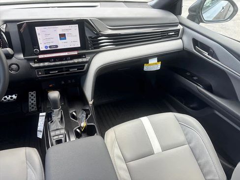 New 2026 Toyota Camry SE FWD image 5