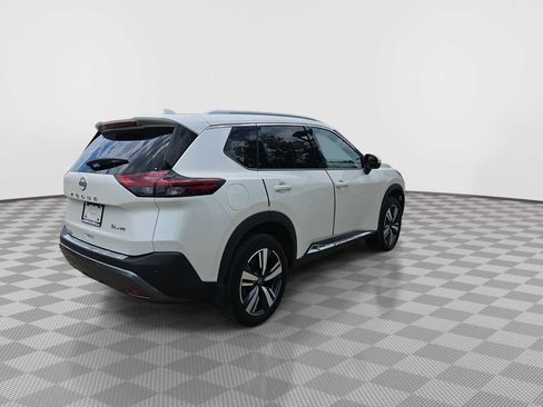 Used 2023 Nissan Rogue SL AWD/4WD image 14
