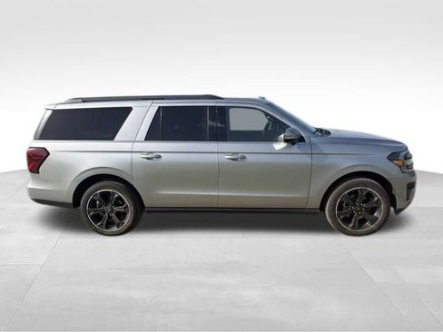 Used 2023 Ford Expedition Max Limited AWD/4WD image 2