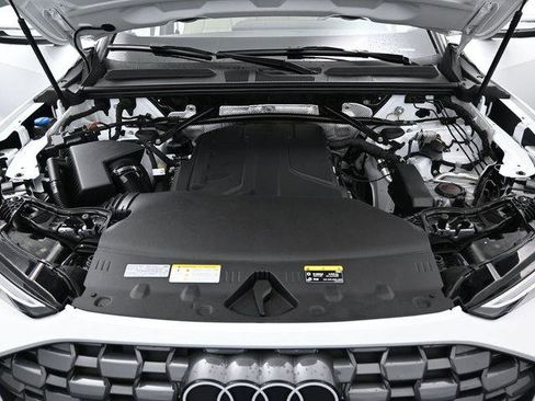 Certified 2025 Audi Q5 Premium Plus w/ Premium Plus image 39