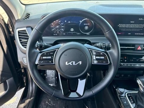 Used 2024 Kia Seltos S AWD/4WD image 22