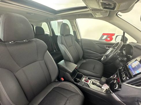 Used 2021 Subaru Forester Premium AWD/4WD image 31