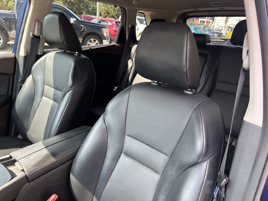 Used 2023 Nissan Rogue SV w/ SV Premium B Package FWD image 9