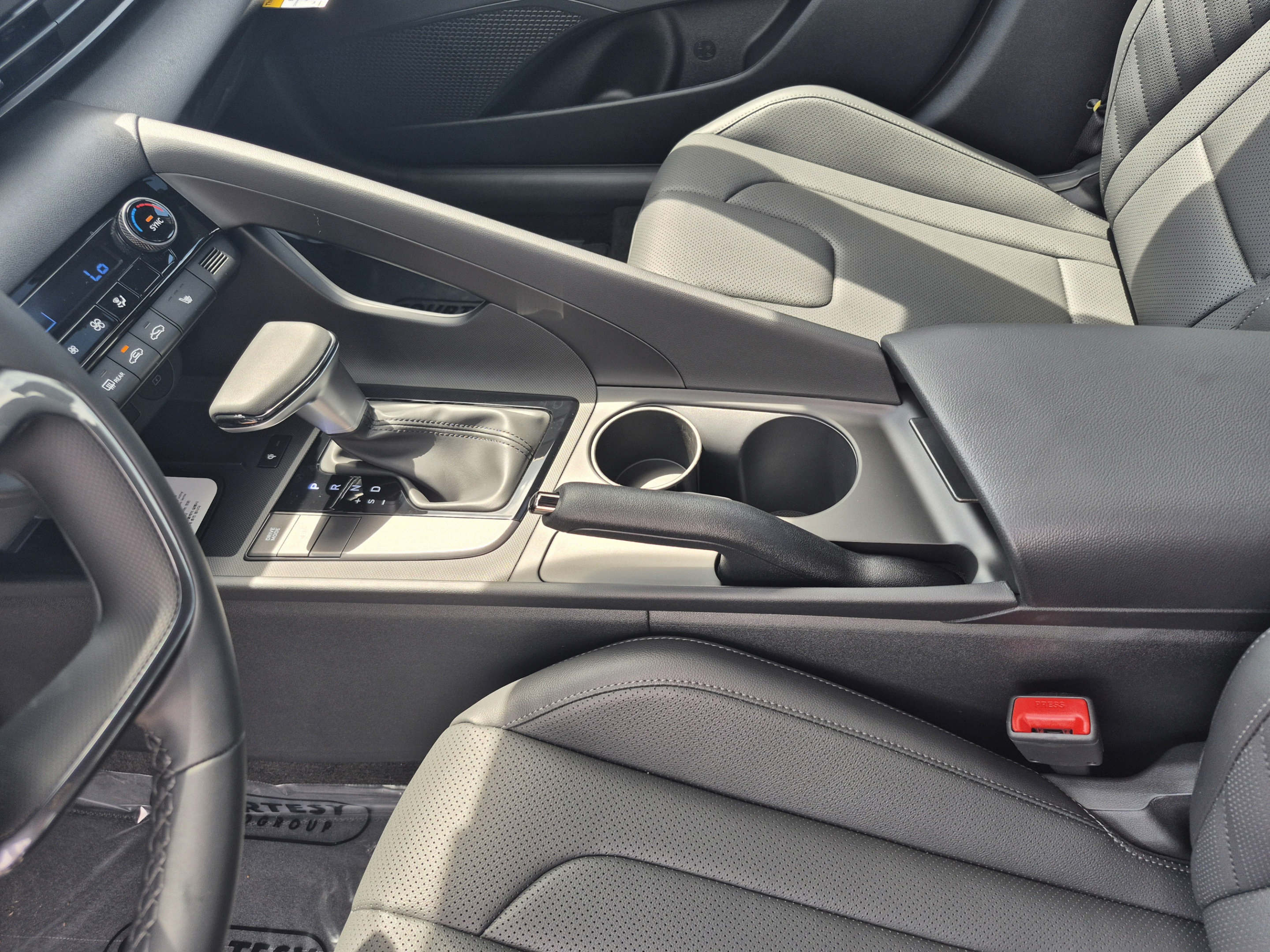 New 2026 Hyundai Elantra SEL Sport FWD image 21