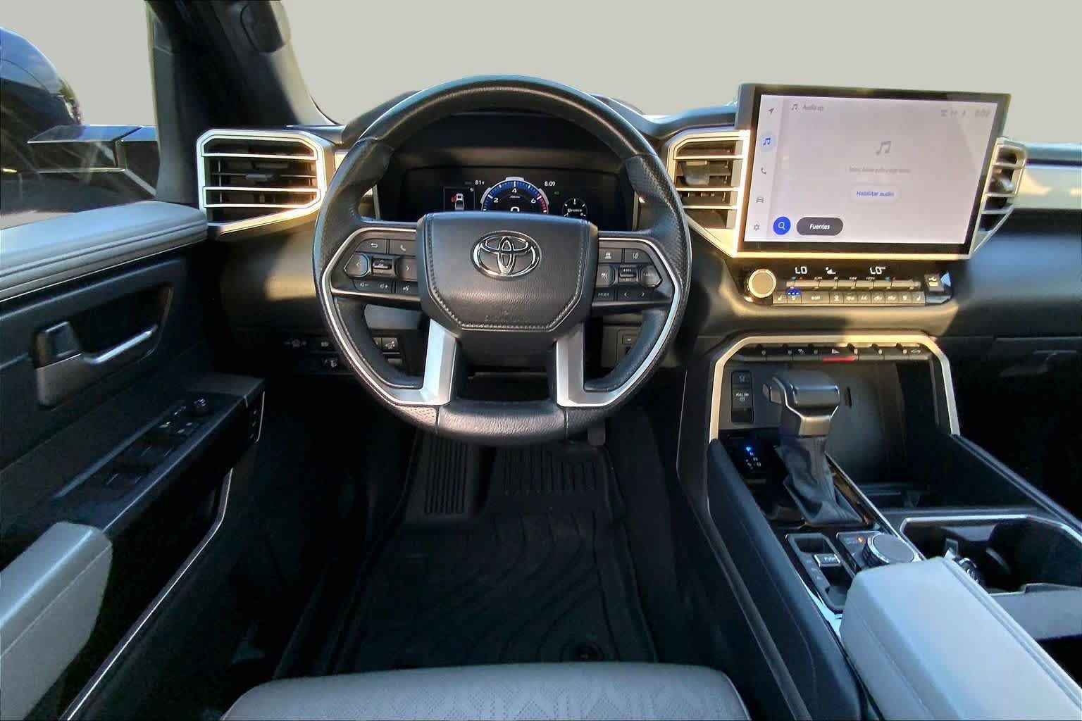 Used 2025 Toyota Tundra Limited AWD/4WD image 6