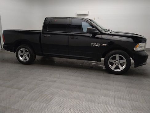 Used 2014 RAM 1500 Express RWD image 11