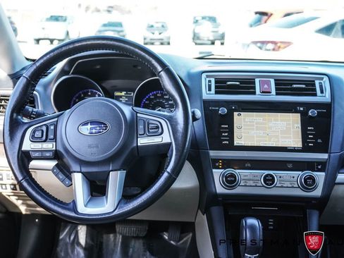 Used 2015 Subaru Outback 3.6R Limited image 2